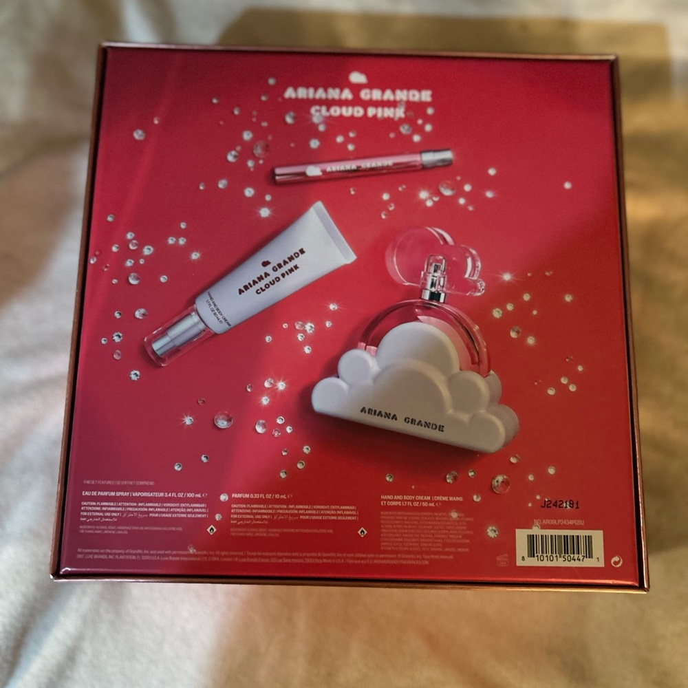 Ariana Grande Gift set
